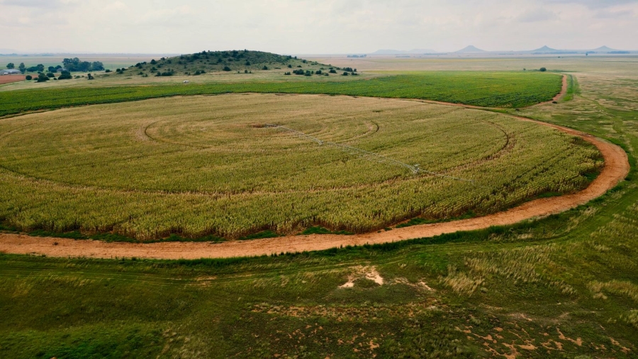 8 Bedroom Property for Sale in Bloemfontein Rural Free State